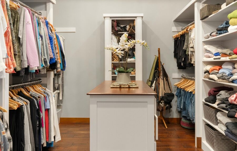 Walk in Closet